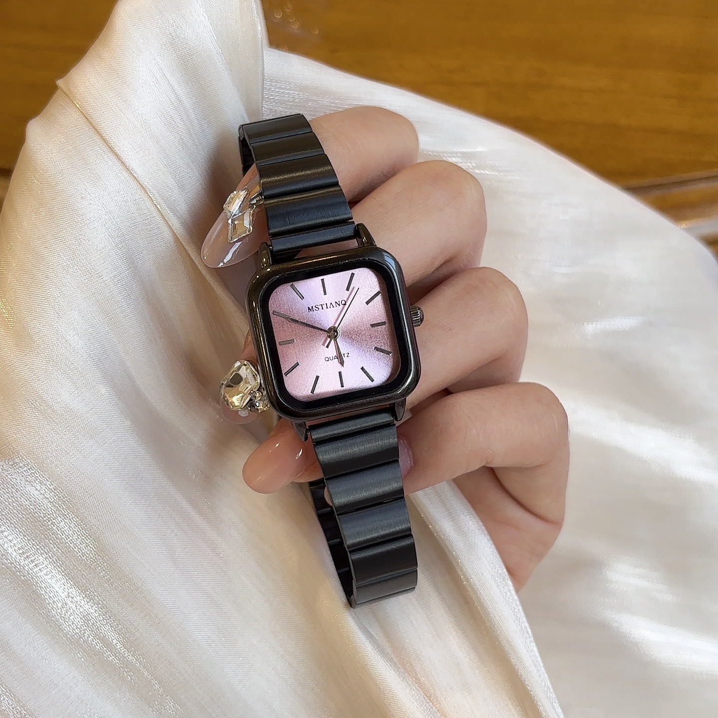 Luxury Watch For Girls - Hot Sale Brand Black Watch for