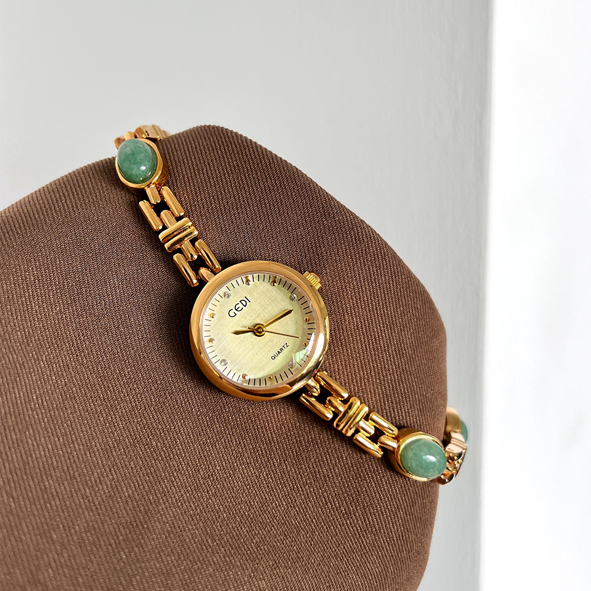GEDI Luxury Gold Women Watches - Luxury Watch With Green Dial recension och pris