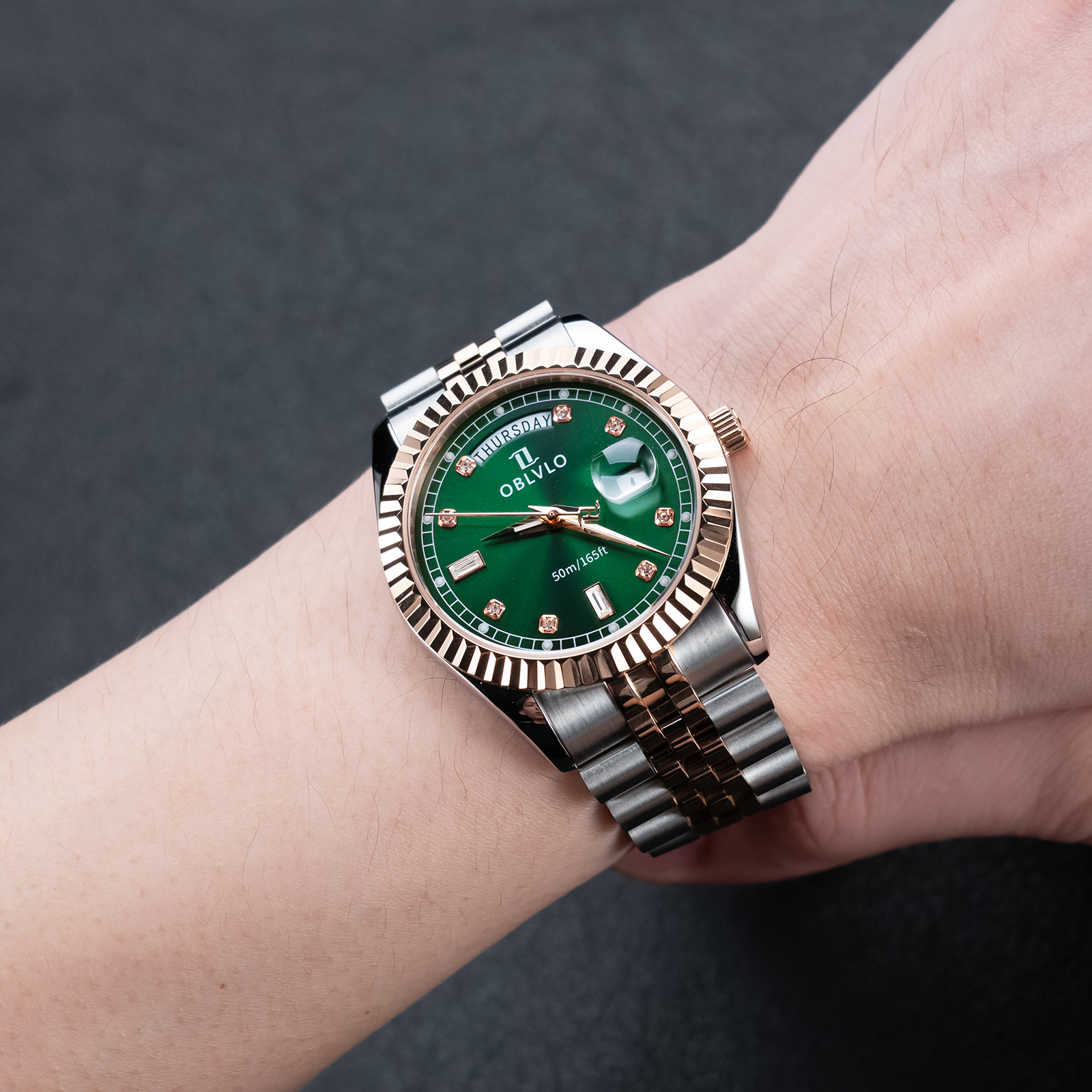 OBLVLO Men's Elegant Two-Tone  - Luxury Watch With Green Dial recension och pris