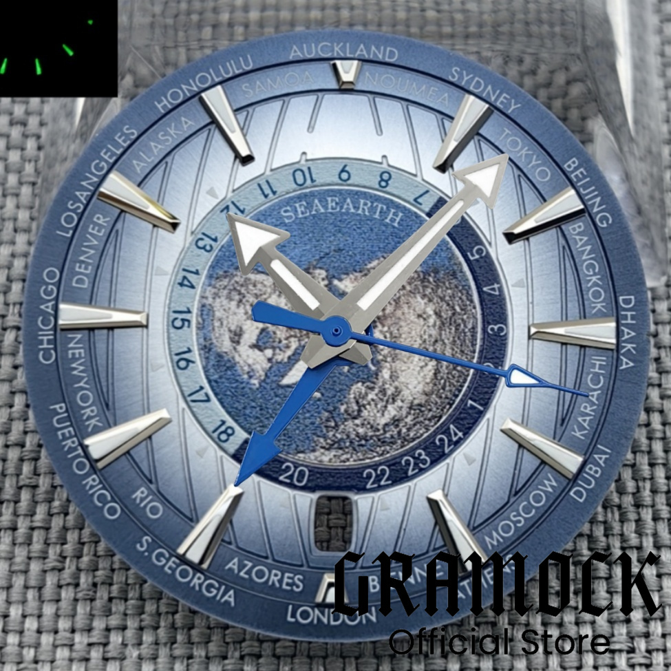 33.5mm Universal Time Blue Gre - Luxury Watch With Green Dial recension och pris