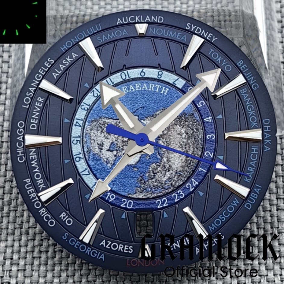 33.5mm Universal Time Blue Gre - Luxury Watch With Green Dial recension och pris