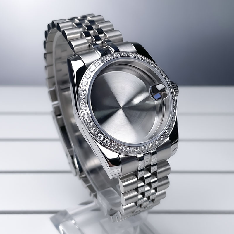 36mm/39mm Diamond Bezel NH35 C - Exhibition Caseback recension och pris